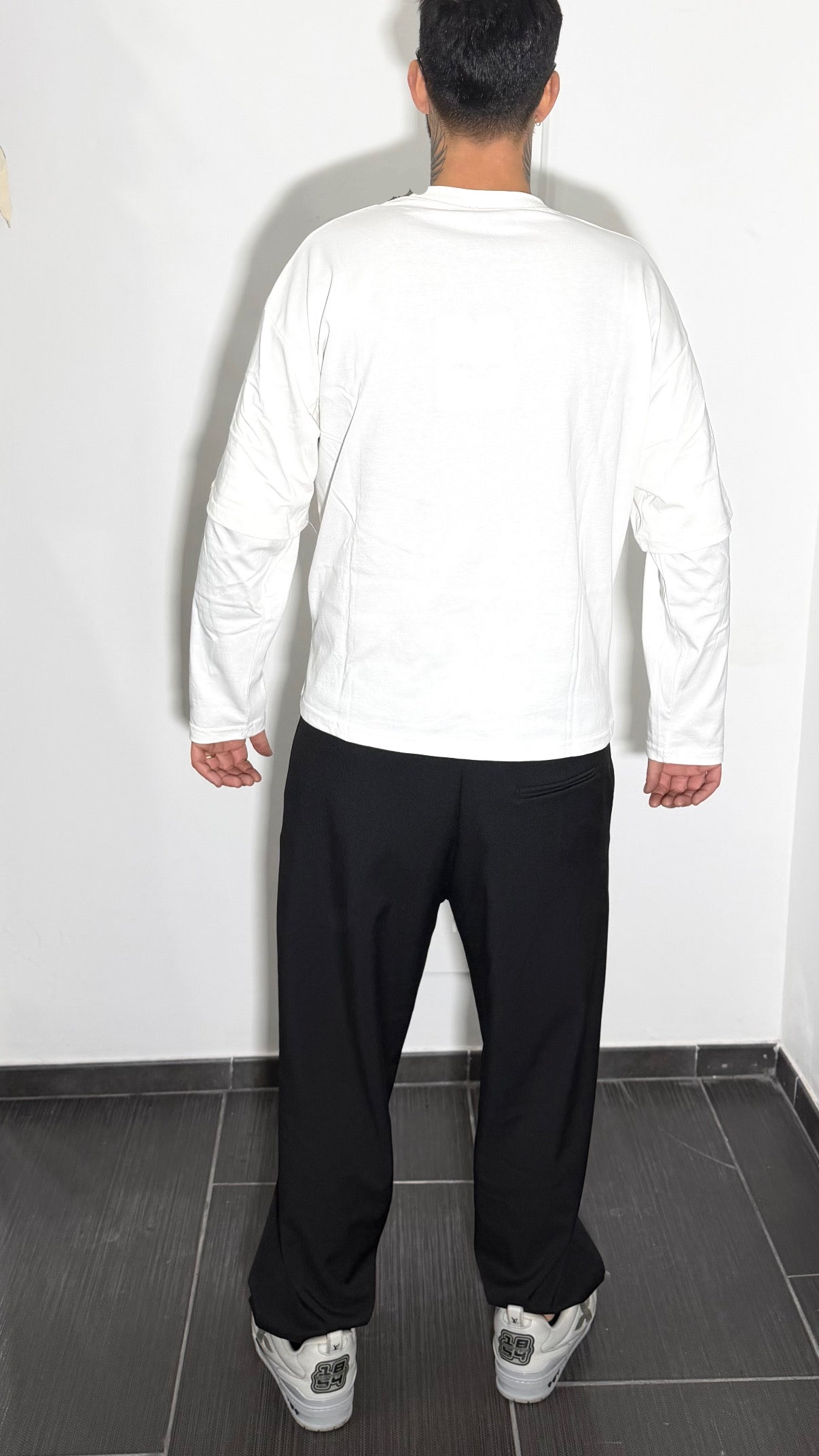 T-shirt double sleeve member