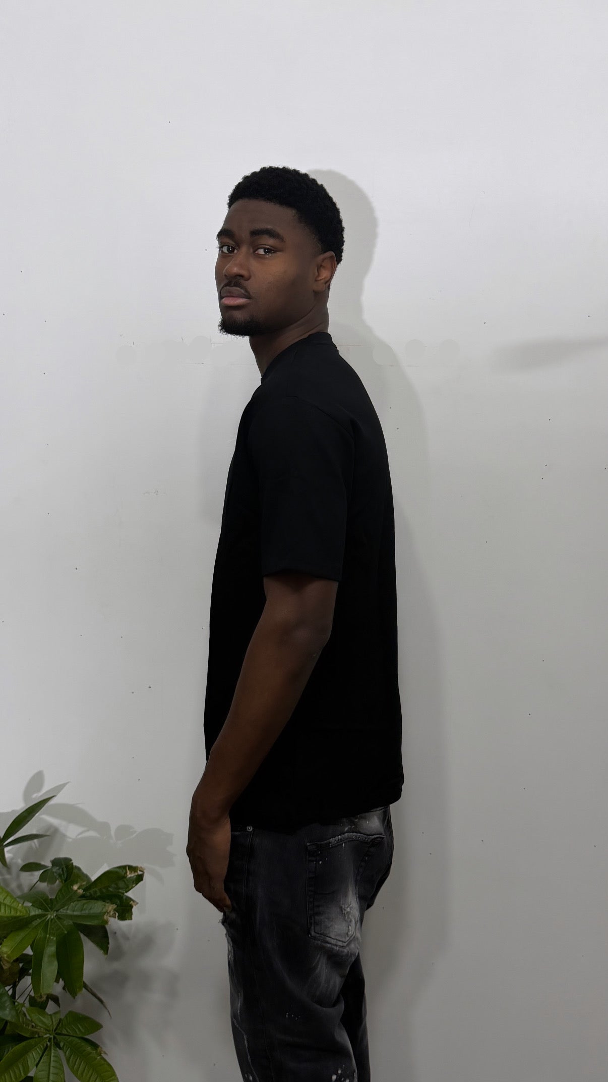 T-shirt black lettering