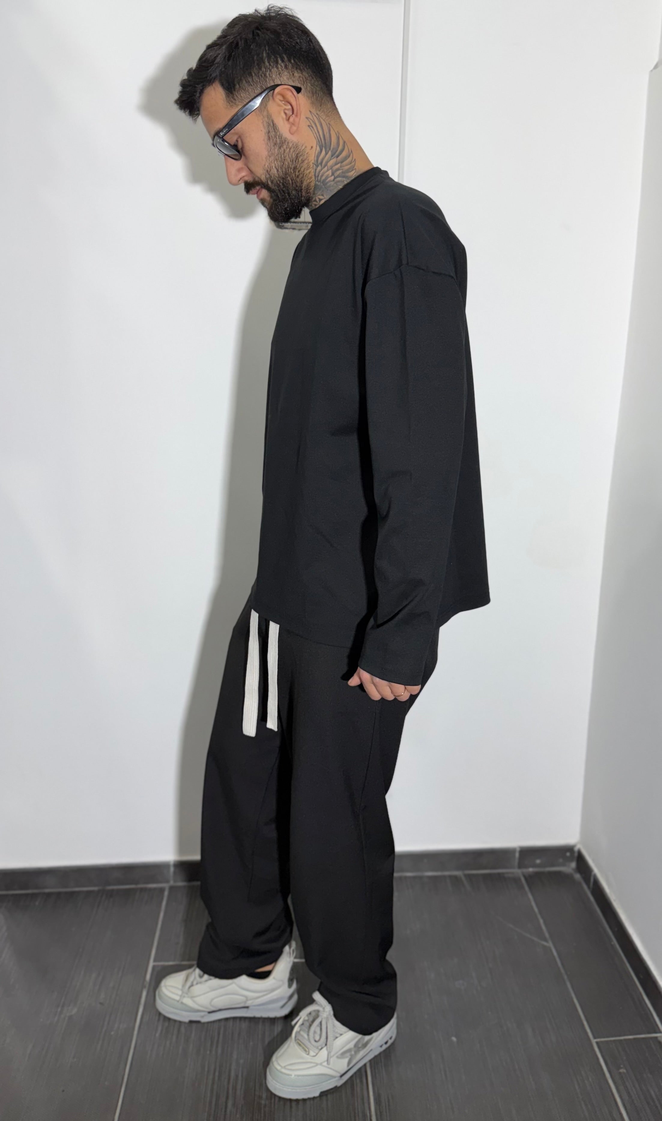 T-shirt long sleeve total black