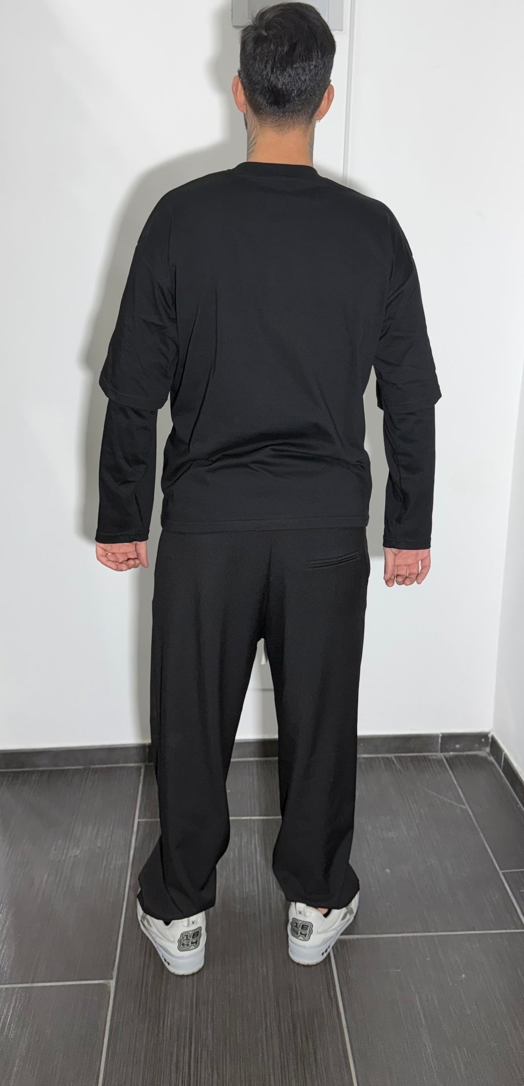 T-shirt double sleeve member