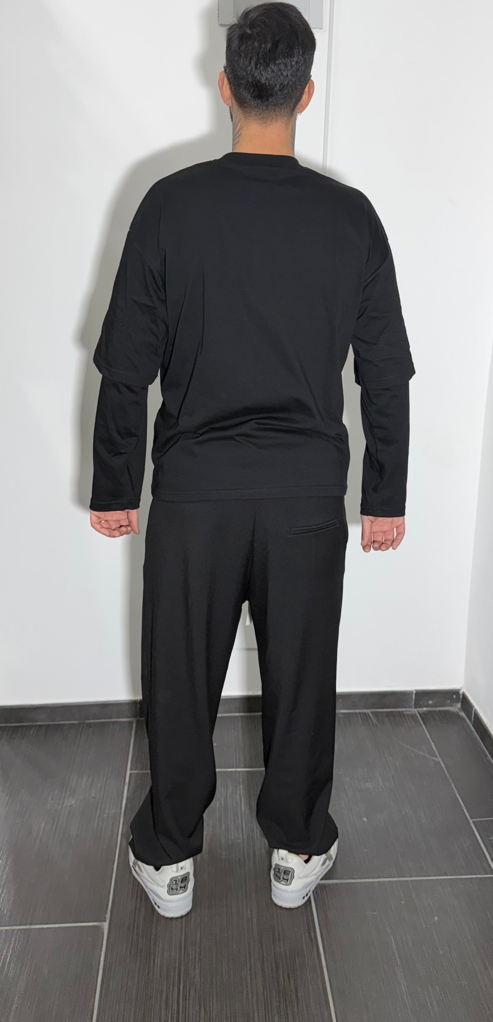 T-shirt double sleeve member