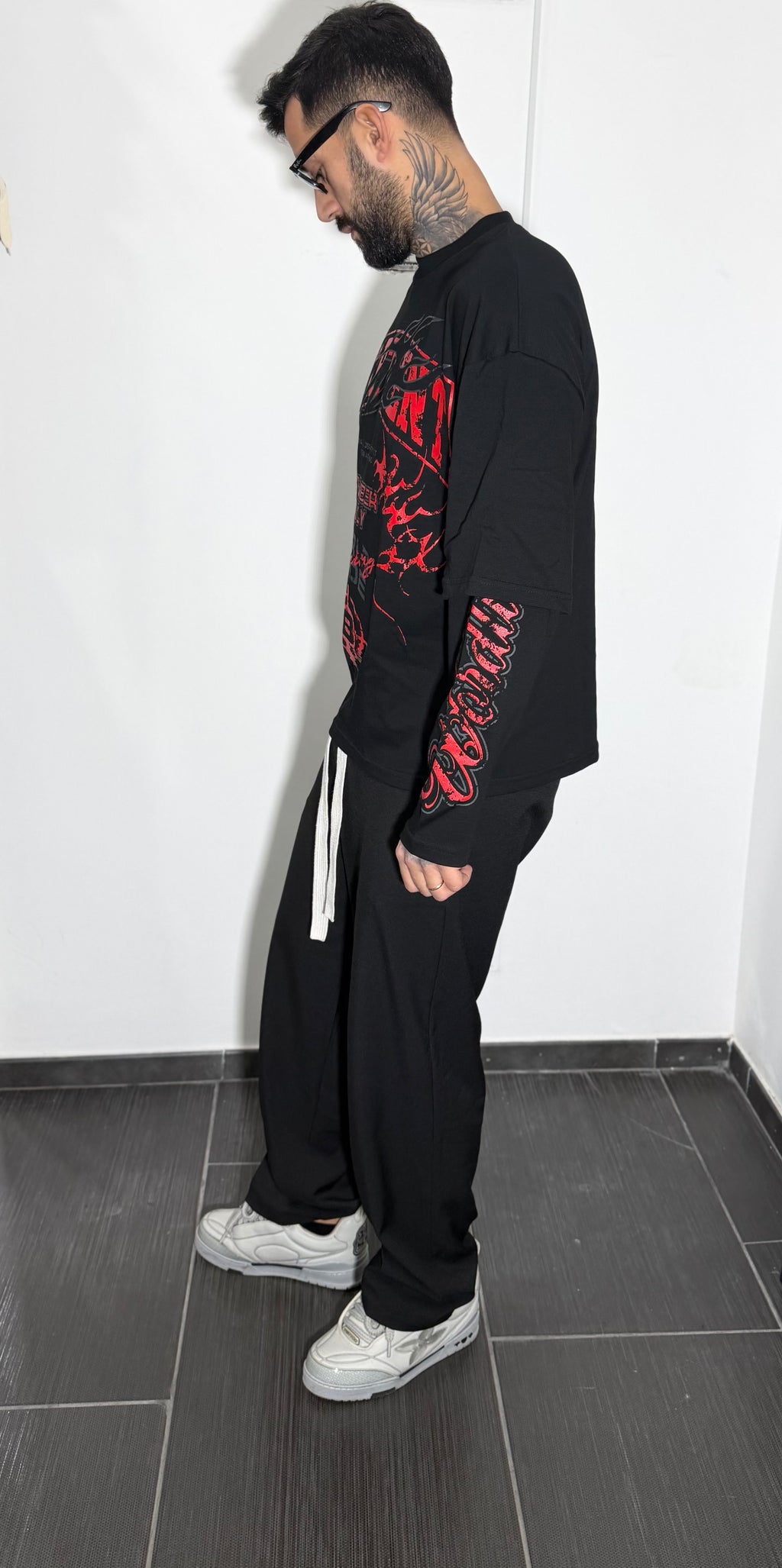 T-shirt double sleeve member